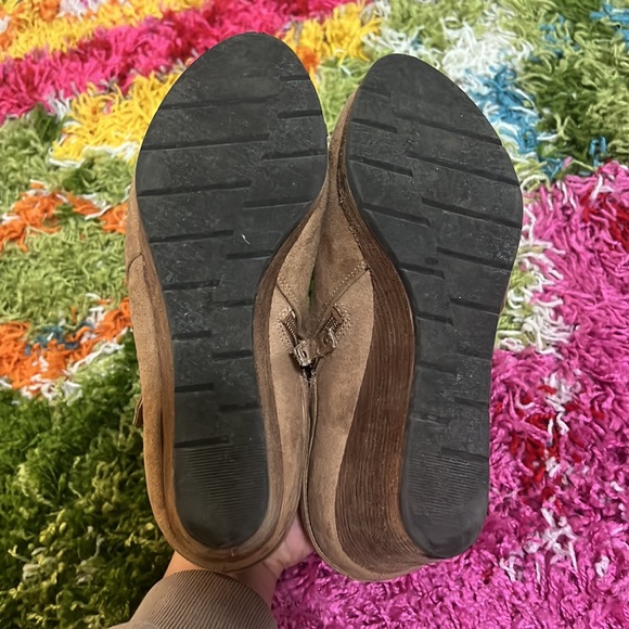 Booties - Picture 4 of 4